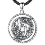 collier avec symbole viking