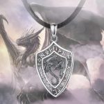 collier dragon en acier