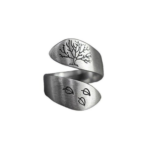 bague entrelacée motif arbre de vie