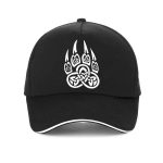 casquette avec motif patte de fenrir
