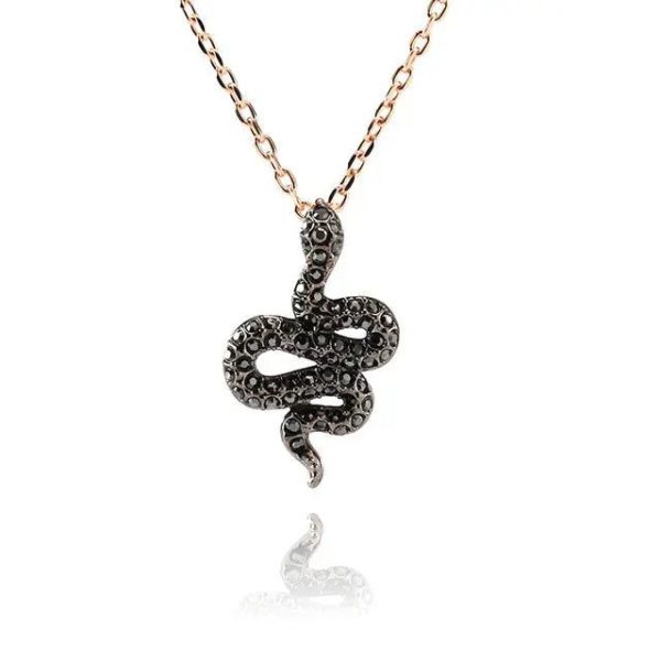 collier serpent noir