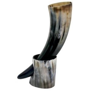 corne à boire avec socle